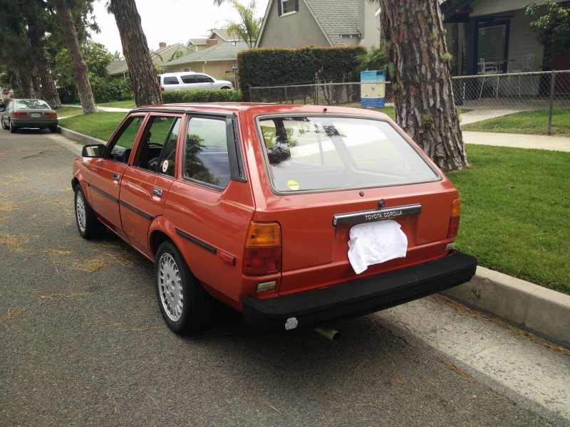 Illustration for article titled For $3,800, This 1983 Toyota Corolla Wagon Could Be Your Empty Canvas For Fun